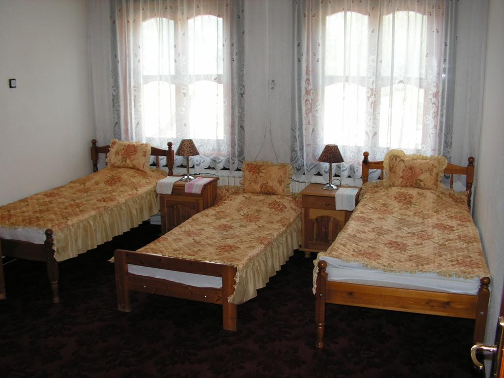 Guest House St Mariya Magdalena Devin Exterior photo